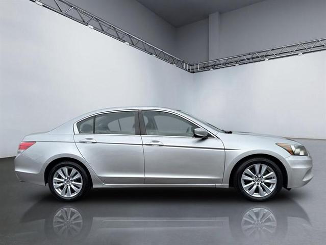Photo of 2011 Alabaster Silver Metallic Honda Accord