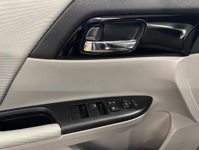 Photo of 2017 Modern Steel Metallic Honda Accord