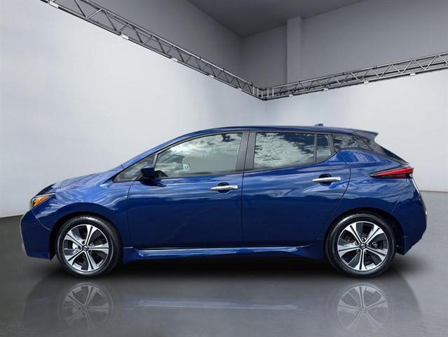 Photo of 2022 Deep Blue Pearl Nissan Leaf