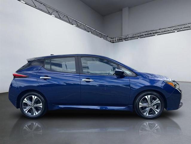 Photo of 2022 Deep Blue Pearl Nissan Leaf