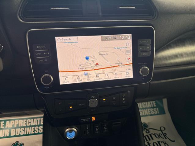 Photo of 2025 Pearl White Tricoat Nissan Leaf