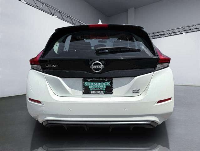 Photo of 2025 Pearl White Tricoat Nissan Leaf