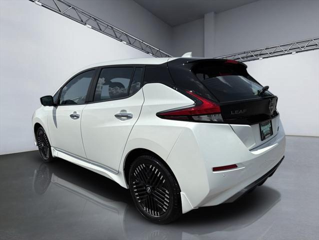 Photo of 2025 Pearl White Tricoat Nissan Leaf