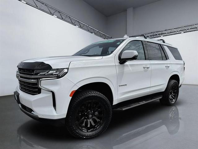 Photo of 2023 Summit White Chevrolet Tahoe