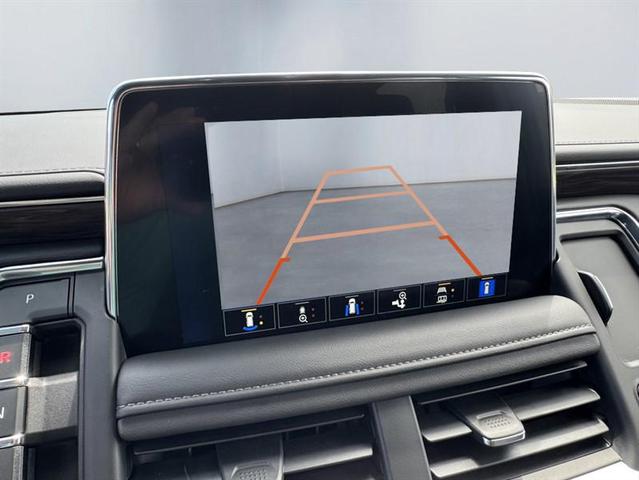 Photo of 2023 Summit White Chevrolet Tahoe