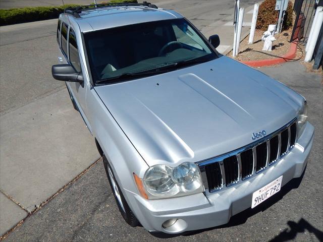 Photo of 2005 Bright Silver Metallic Clearcoat Jeep Grand Cherokee