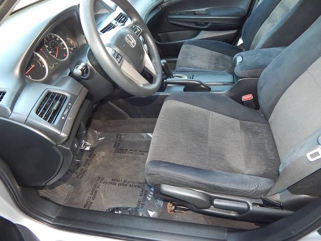 Photo of 2010 Alabaster Silver Metallic Honda Accord