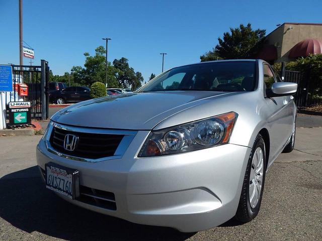 Photo of 2010 Alabaster Silver Metallic Honda Accord
