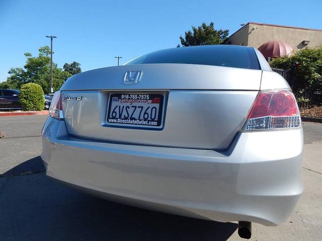 Photo of 2010 Alabaster Silver Metallic Honda Accord