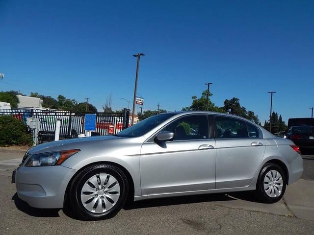 Photo of 2010 Alabaster Silver Metallic Honda Accord