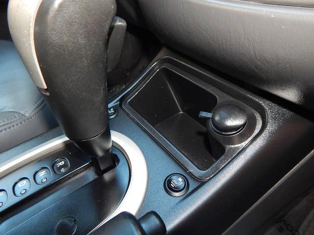 Photo of 2006 Dark Shadow Gray Clearcoat Metallic Ford Escape Hybrid