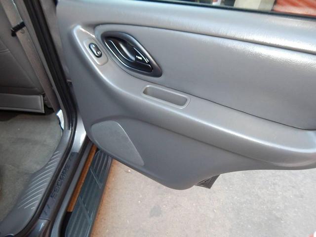 Photo of 2006 Dark Shadow Gray Clearcoat Metallic Ford Escape Hybrid