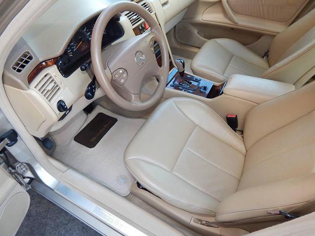 Photo of 2001 Tan Mercedes-Benz E-Class
