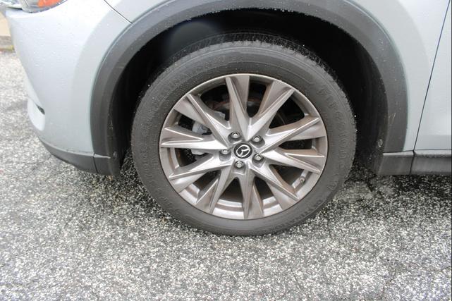 Photo of 2020 Silver Mazda CX-5