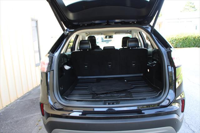 Photo of 2021 Black Ford Edge