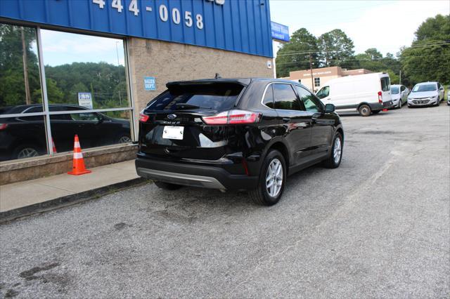Photo of 2021 Black Ford Edge