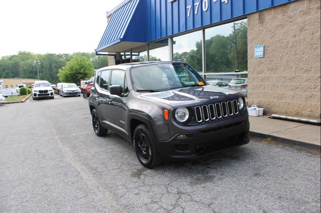 Photo of 2018 Gray Jeep Renegade