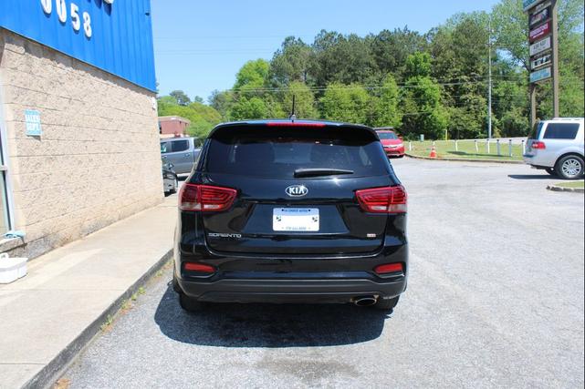 Photo of 2020 Black Kia Sorento