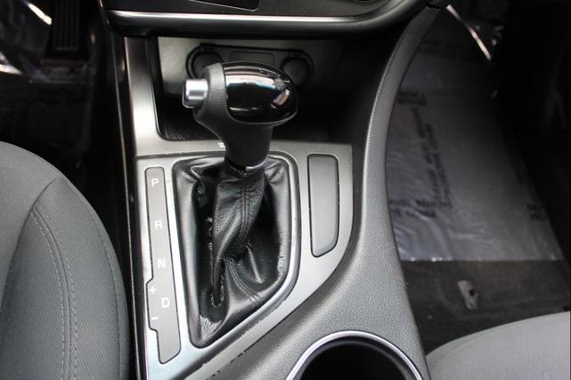 Photo of 2015 Gray Kia Optima
