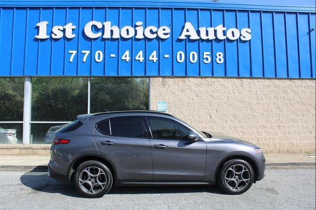 Photo of 2018 Gray Alfa Romeo Stelvio