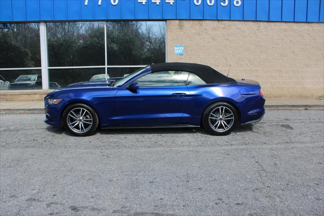 Photo of 2015 Blue Ford Mustang