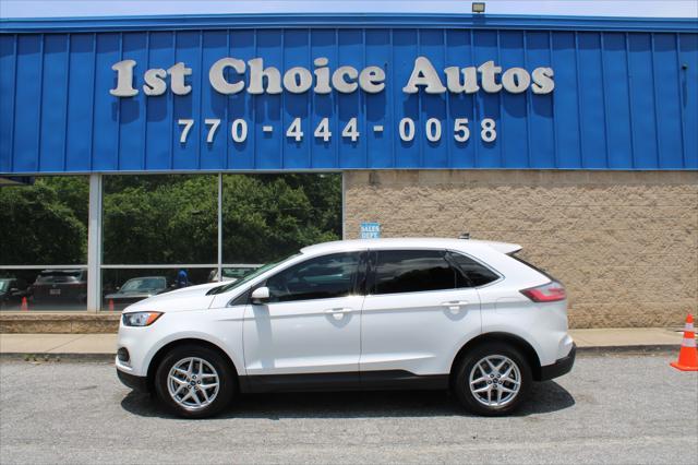 Photo of 2021 White Ford Edge