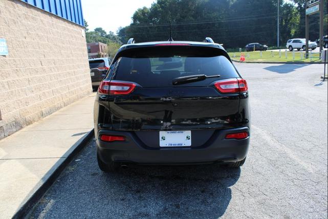 Photo of 2017 Black Jeep Cherokee