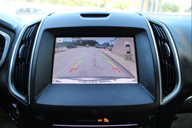 Photo of 2019 Gray Ford Edge