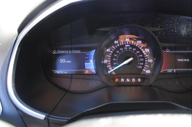 Photo of 2019 Gray Ford Edge