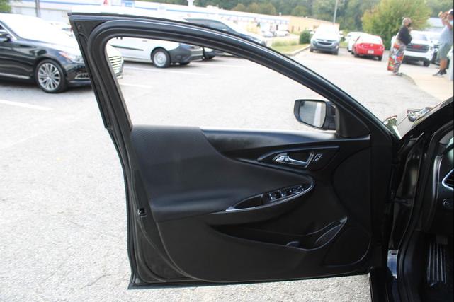 Photo of 2021 Black Chevrolet Malibu