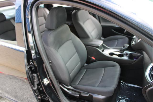 Photo of 2021 Black Chevrolet Malibu
