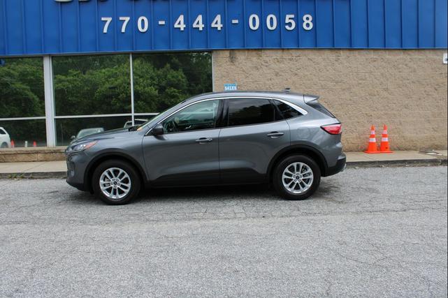 Photo of 2021 Gray Ford Escape