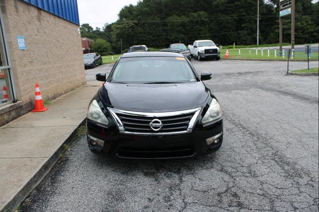 Photo of 2014 Black Nissan Altima