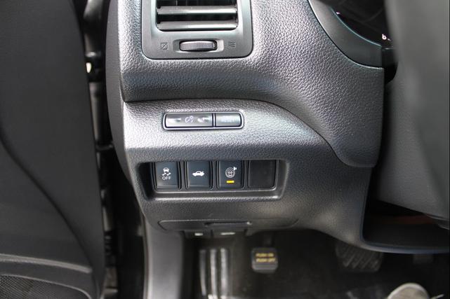 Photo of 2014 Black Nissan Altima
