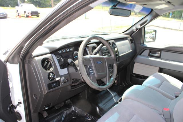 Photo of 2014 White Ford F-150