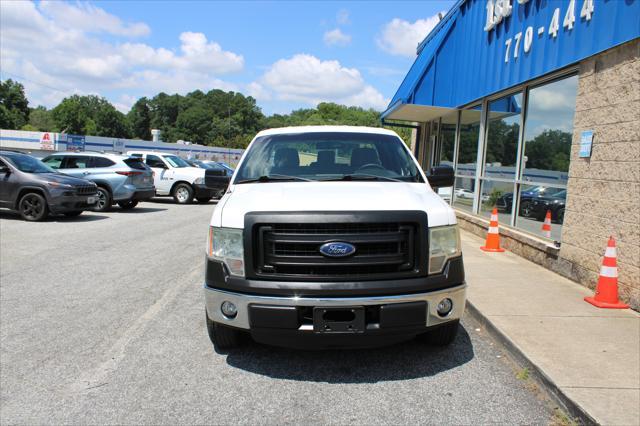 Photo of 2014 White Ford F-150