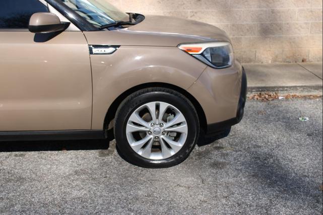 Photo of 2015 Brown Kia Soul