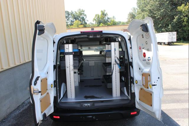 Photo of 2022 White Ford Transit Connect