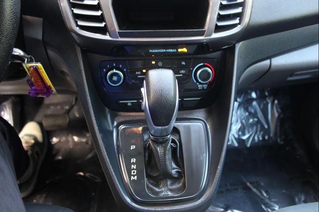 Photo of 2022 White Ford Transit Connect