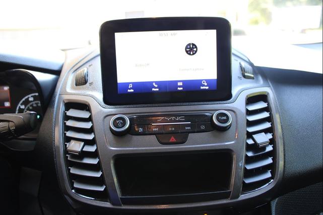Photo of 2022 White Ford Transit Connect