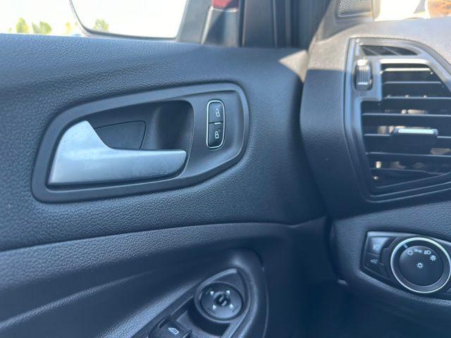 Photo of 2018 Cinnamon Glaze Ford Escape