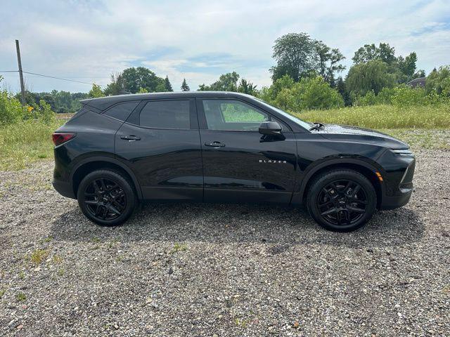 Photo of 2023 Black Chevrolet Blazer