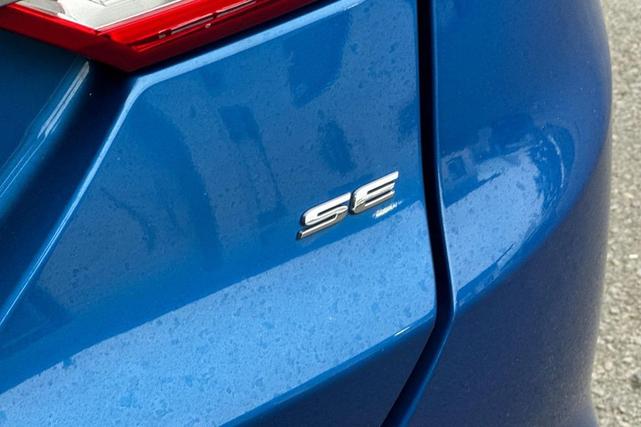 Photo of 2017 Lightning Blue Ford Fusion