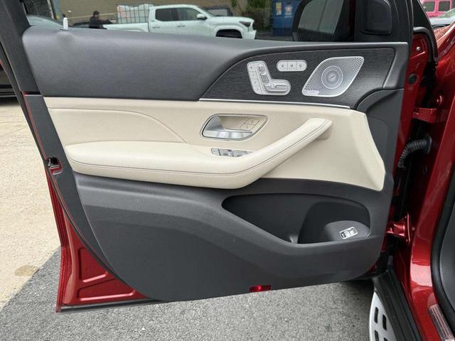 Photo of 2020 Cardinal Red Metallic Mercedes-Benz GLE 350