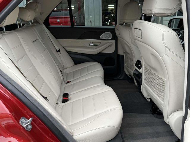 Photo of 2020 Cardinal Red Metallic Mercedes-Benz GLE 350