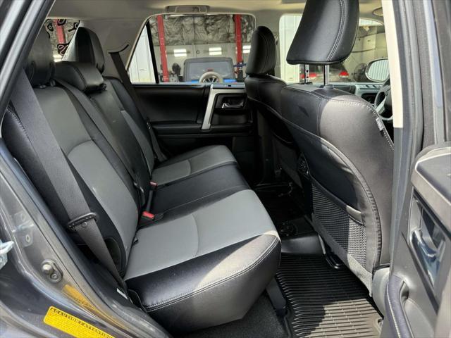Photo of 2018 Magnetic Gray Metallic Toyota 4Runner