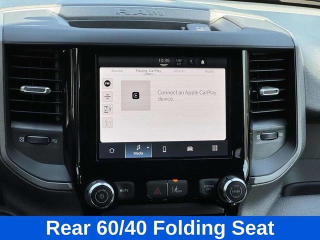 Photo of 2025 Diamond Black Crystal Pearlcoat RAM 1500