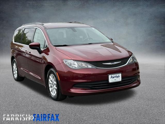 2020 Chrysler Voyager