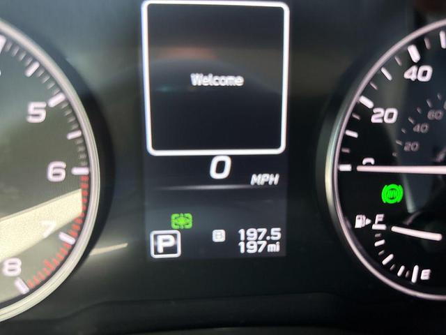 Photo of 2025 Crystal White Pearl Subaru Ascent
