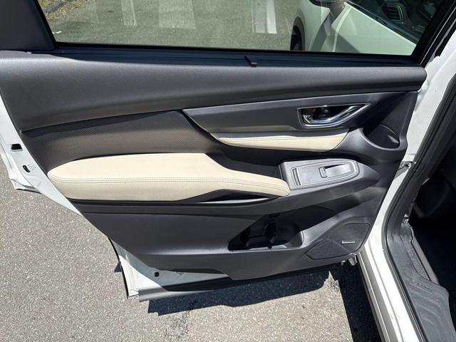 Photo of 2025 Crystal White Pearl Subaru Ascent